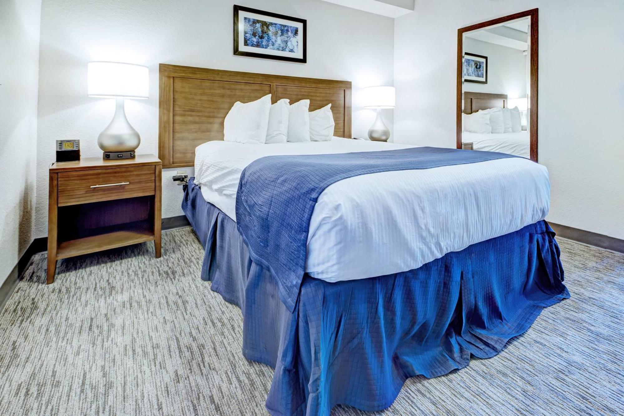 One-Bedroom Standard