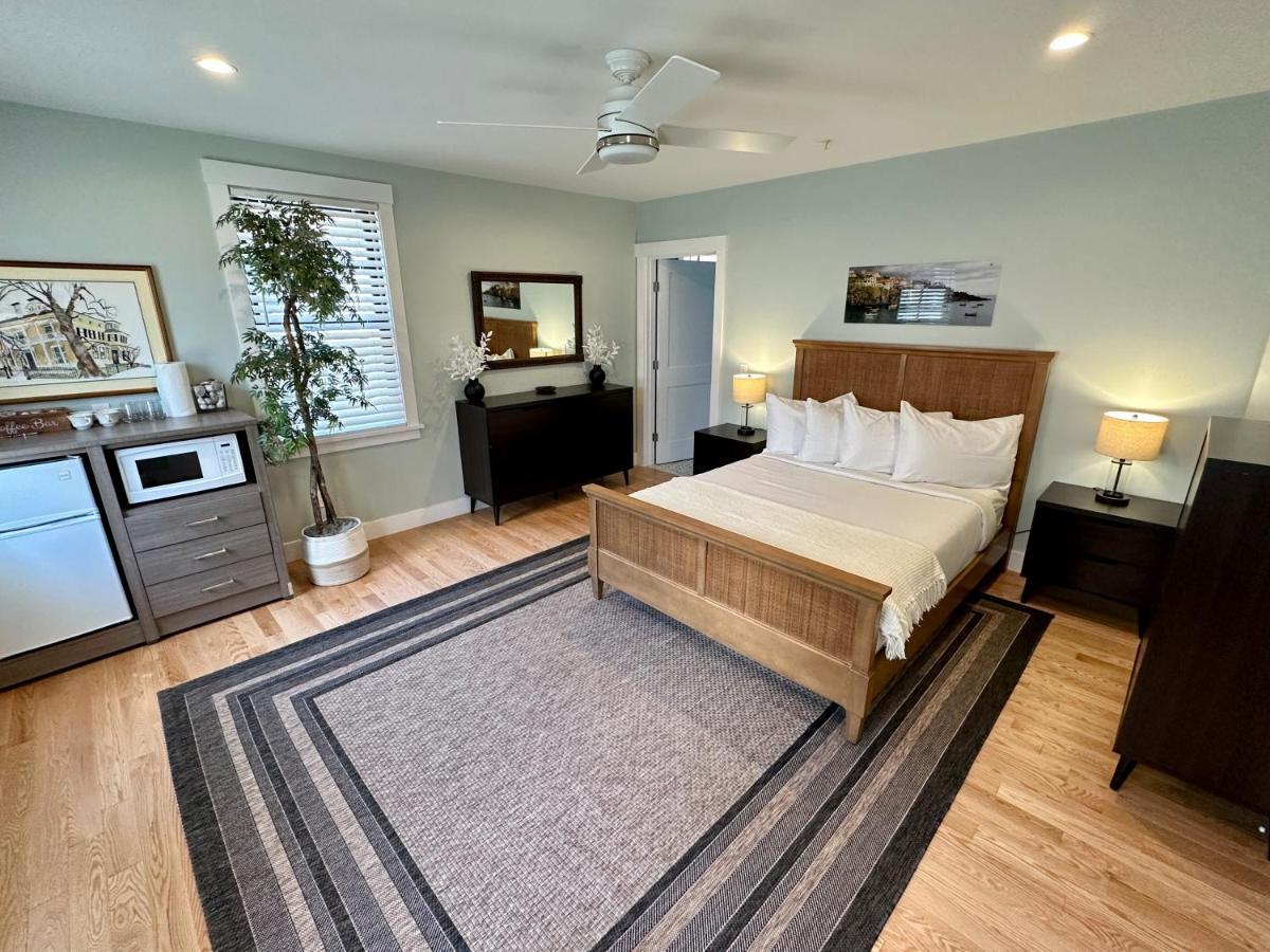 Queen Suite