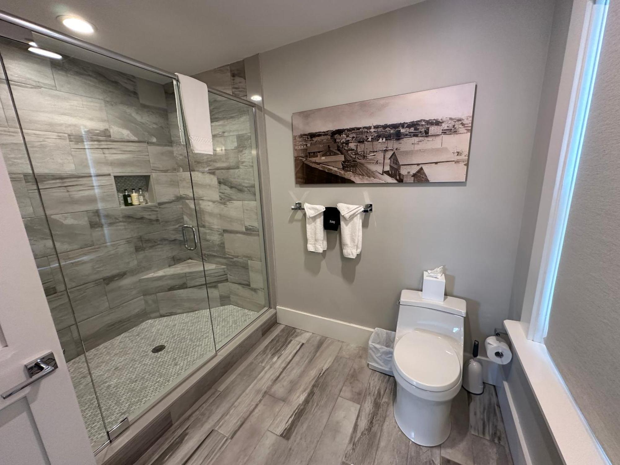 Luxury Triple Room