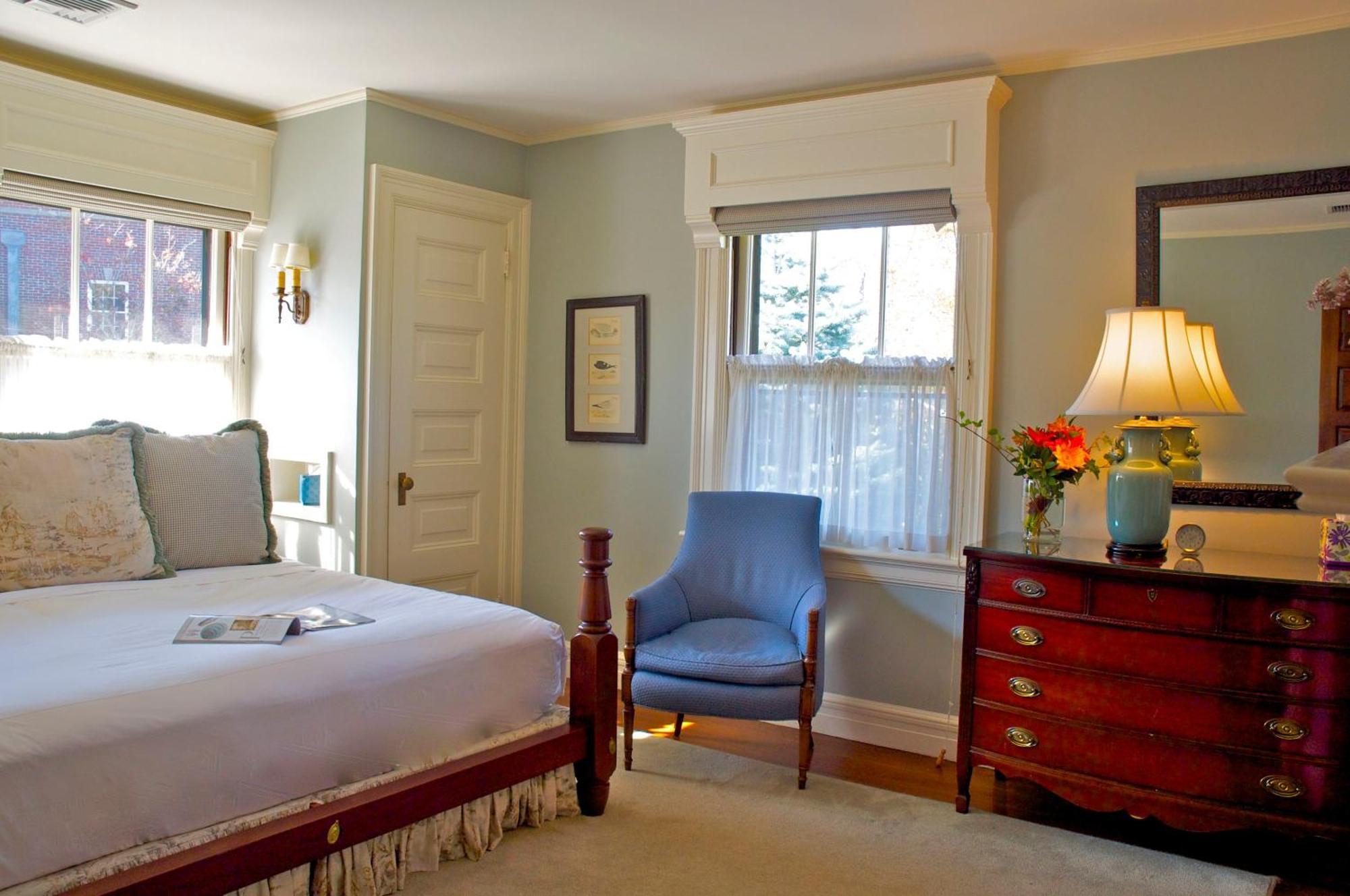 Double Room Private Bathroom Touro Room