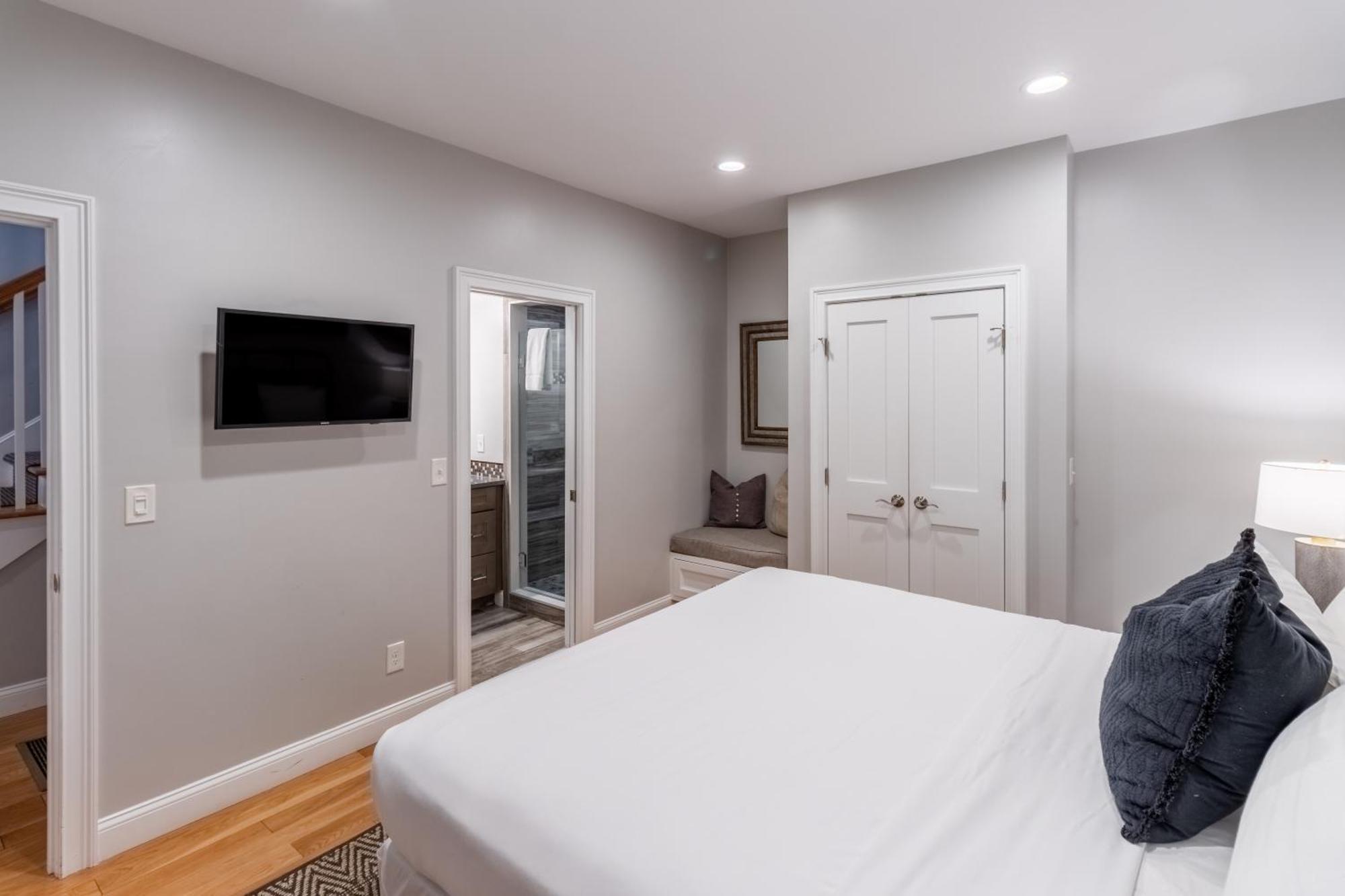 Three-Bedroom Townhouse