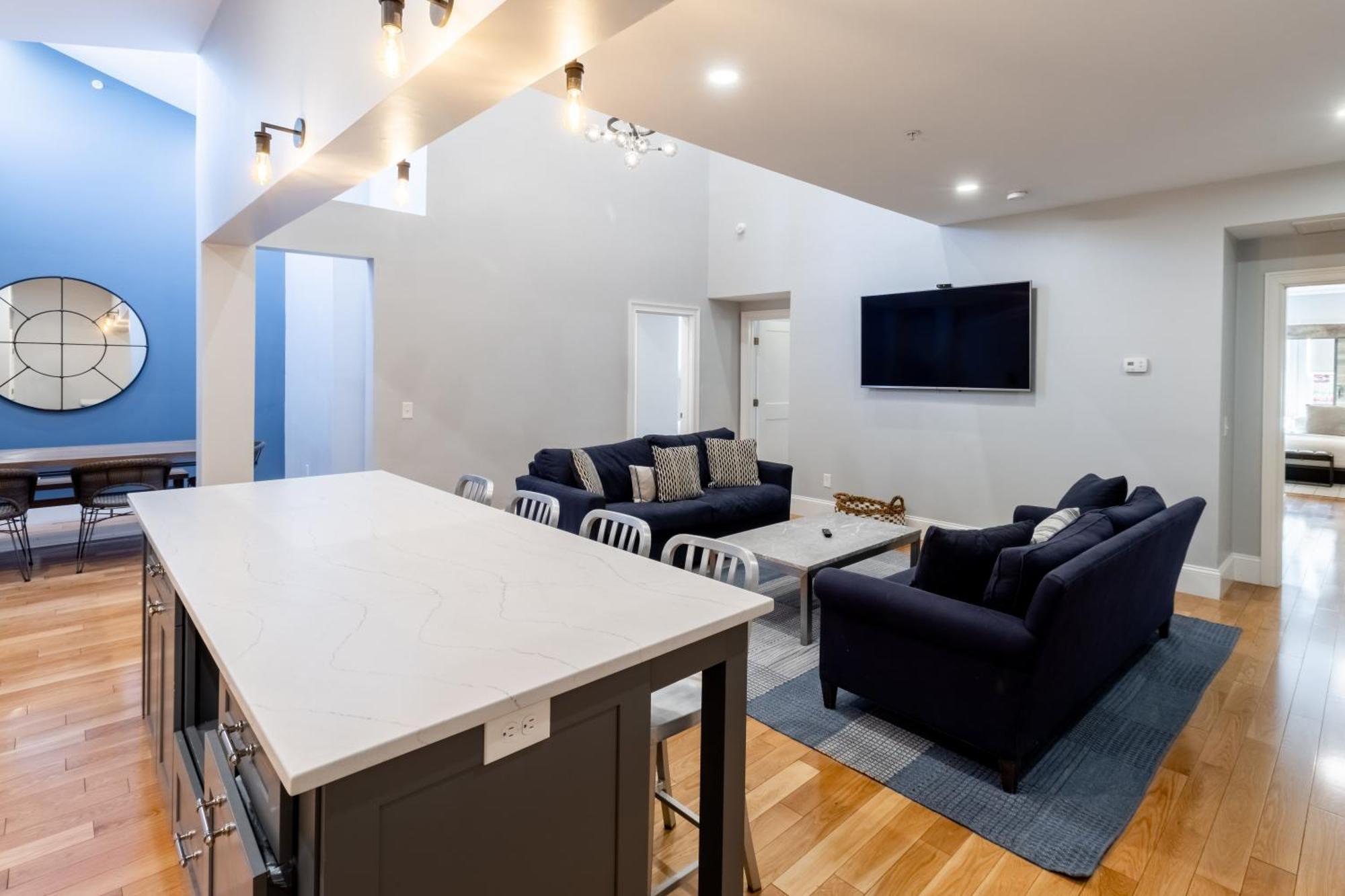 Deluxe Apartment