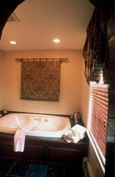 King Room Spa Bath