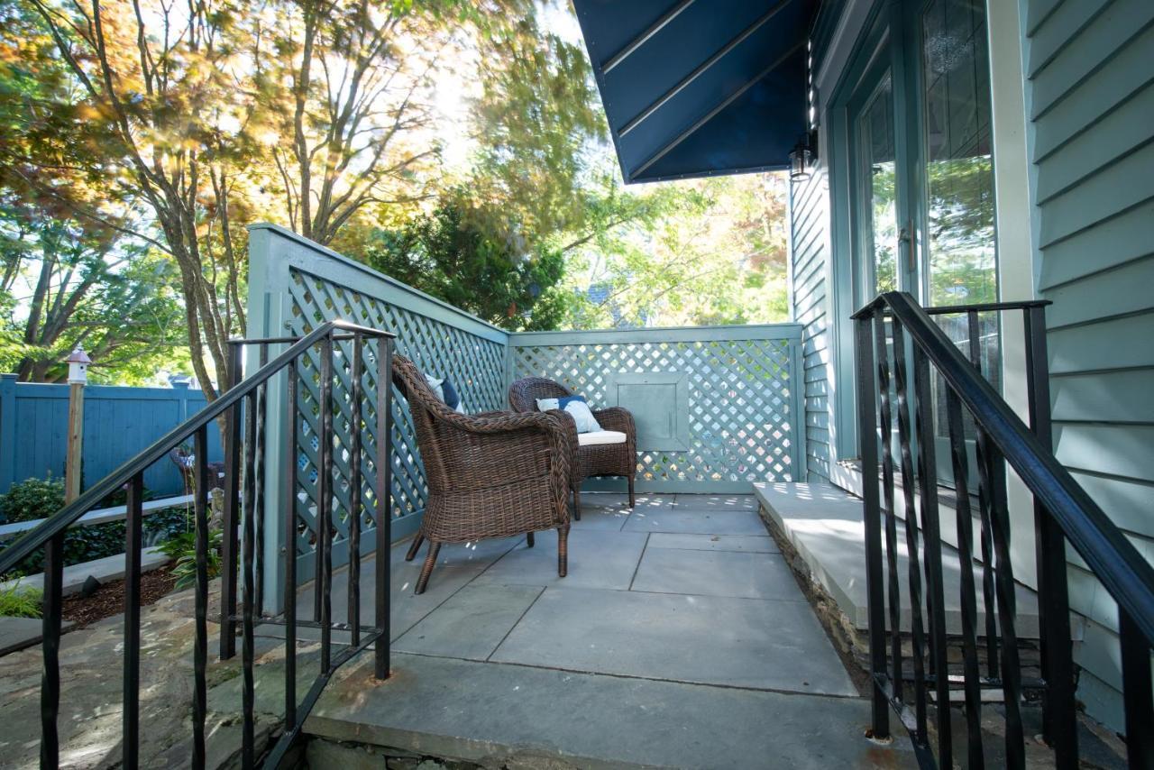Queen Room Balcony