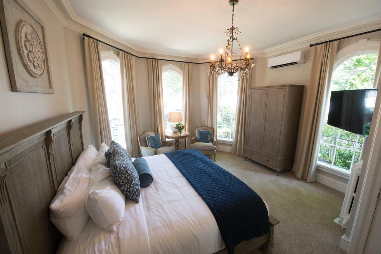 Room 1 – King Room,813397917:JPEG
