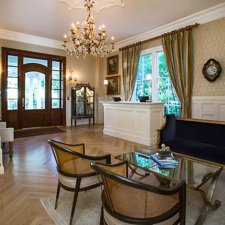 The Chanler At Cliff Walk-3